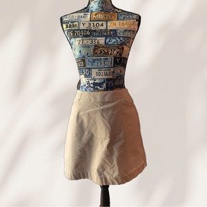 Nike Dry Fit Size 6 khaki ‎ golf skort